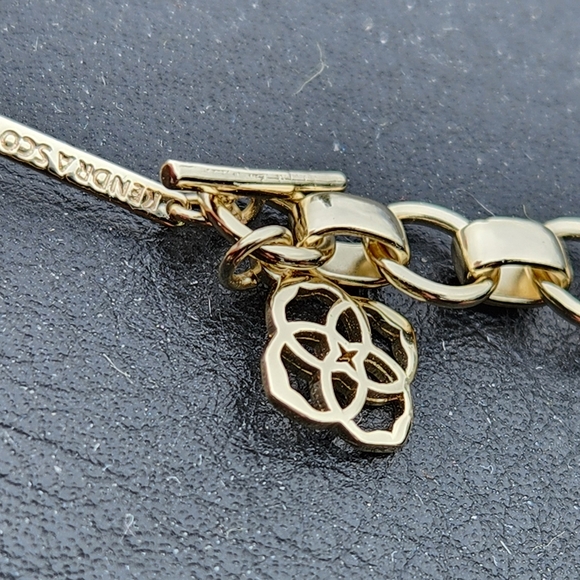 Kendra Scott Necklace - Picture 5 of 14